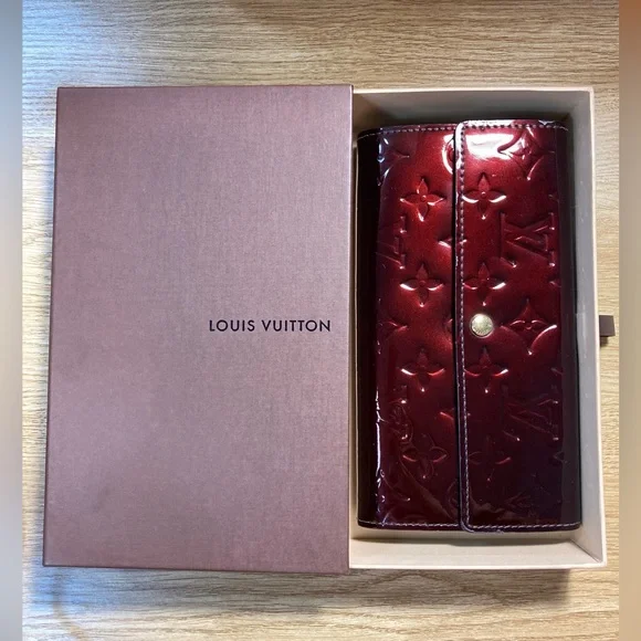 Louis Vuitton Vernis Sarah Wallet (TH3067) - Picture 16 of 17